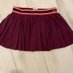 Nike dri fit skirt with attached shorts